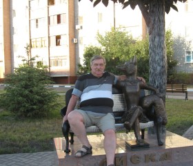 Aleksandr, 71, Saint Petersburg