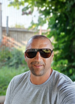 Иван, 52, Россия, Керчь