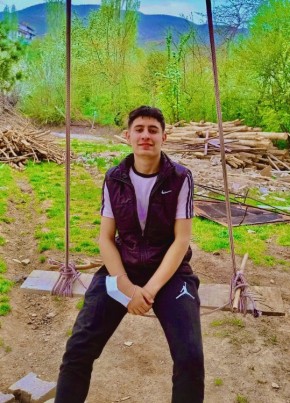 Yusuf, 21, Türkiye Cumhuriyeti, Hizan