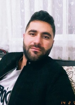 Doğan, 29, Türkiye Cumhuriyeti, Ankara