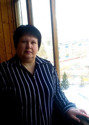 Марина, 60, Россия, Новокуйбышевск