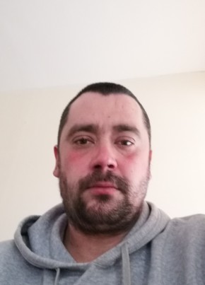 Robert, 40, Republic of Ireland, Cork city