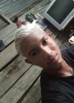 Yordy, 20, República de Colombia, Bucaramanga