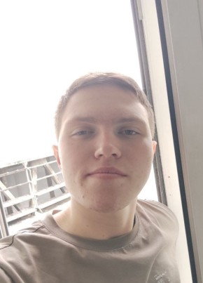 Стас из Дзержинска 23 года