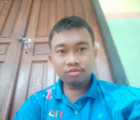 Ersya, 19, Jambi City