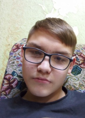 Сергей Кистанов из Канска 22 года