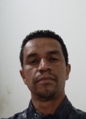 Reinaldo, 47, República Federativa do Brasil, Conselheiro Lafaiete