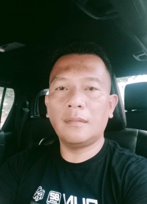 Wing, 39, Malaysia, Sibu