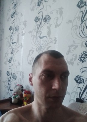 Олег, 41, Россия, Арсеньев