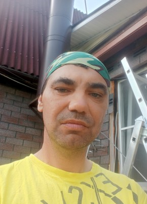 Maksim 77 из Москвы 48 лет