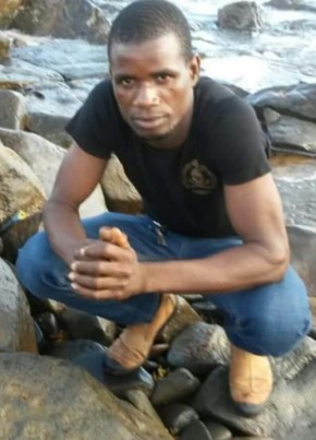 sanohmohamed, 35, Liberia, Monrovia