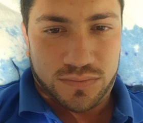 Suárez, 22, Guayaquil