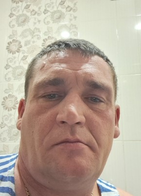 Николай, 43, Россия, Михайловск (Ставропольский край)