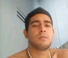 Jose, 27, Giron