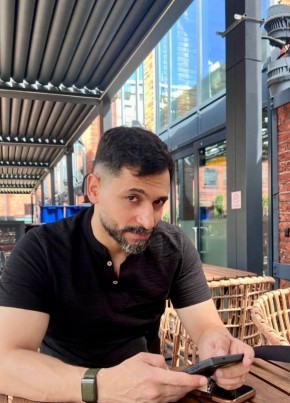 Max, 42, Saudi Arabia, Riyadh