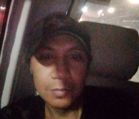 Valiw, 42, Manila