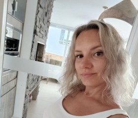 Risha, 40, Florianopolis