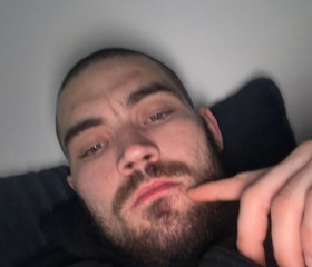 Paun, 23, Belgrade