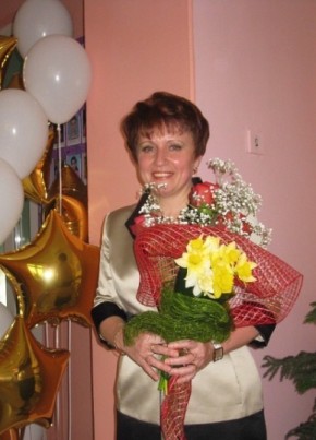 Нина, 59, Россия, Новомосковск