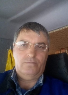 Александр, 56, Россия, Усть-Кут