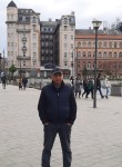 Bekzod, 42  , Budapest