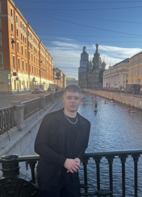 Радель из Нового Уренгоя 21 год