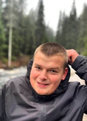 Dmitriy, 21, Suomen Tasavalta, Joensuu