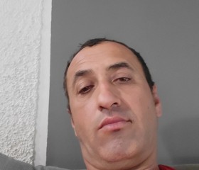 Ari, 38, Schwechat