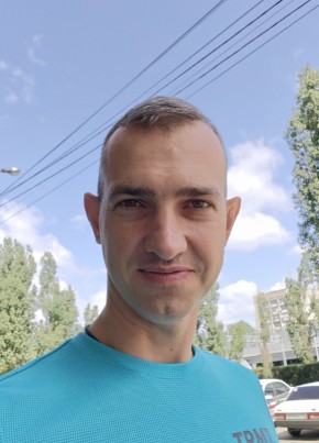 Денис из Воронежа 41 год