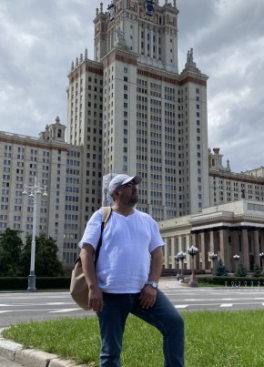 Андрей из Белгорода 46 лет