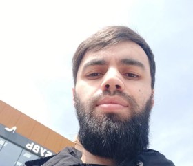Maga, 31, Los Angeles