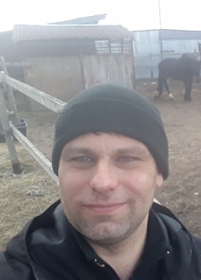 Павел, 35, Россия, Удомля
