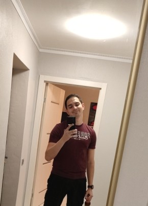 Maksim, 30, Russia, Moscow