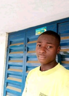 It's mecus, 23, Nigeria, Isieke