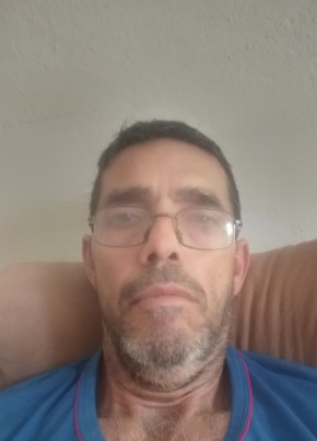 Airton fernandes из Carangola 58 лет