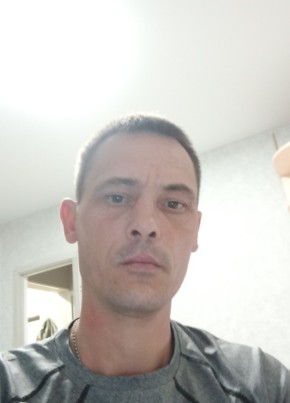 Антон, 36, Россия, Хоста