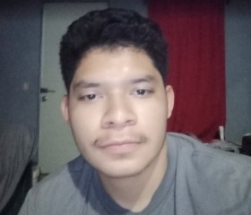 Felipe, 21, Cancun