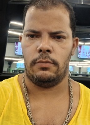 Lenni p из Duque de Caxias 32 года