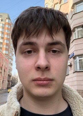 Егор из 深圳市 22 года