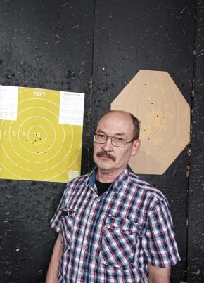 Алексей из Новосибирска 61 год