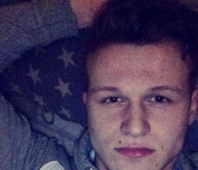 Thomas, 26, Ronchin