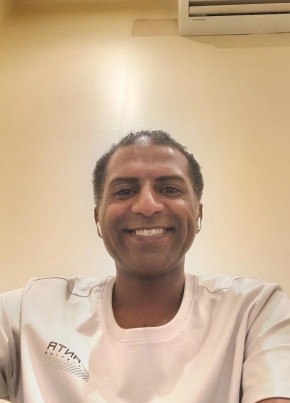 ا из الرياض 19 лет