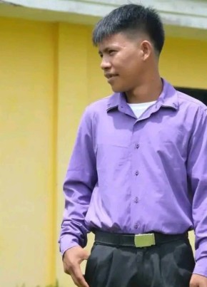 Ronald, 19, Pilipinas, Quezon City
