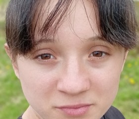 Valentina, 20, Oradea