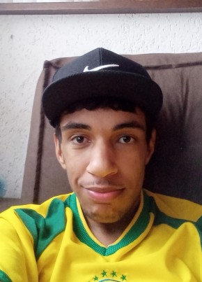 Jonathan Breno d из Itapecerica da Serra 24 года