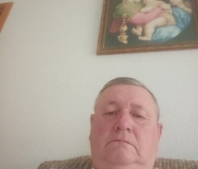 Саша, 62 года, Берасьце