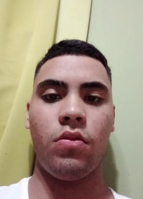 Saúl из Chitré 18 лет