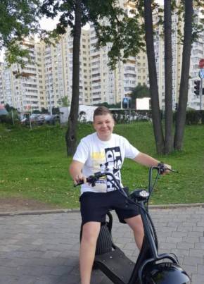 Vlad, 20, Belarus, Mazyr