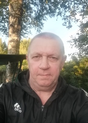 Юрий из Москвы 64 года