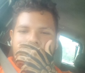 Arnoldo, 24, Limon